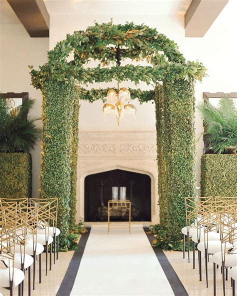 chupa outdoor|60 Beautiful Chuppahs From Jewish Weddings .